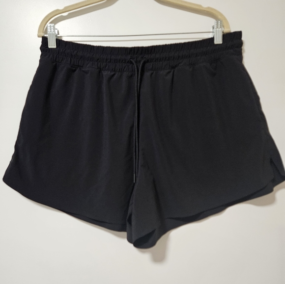 Athleta Pants - Athleta Short